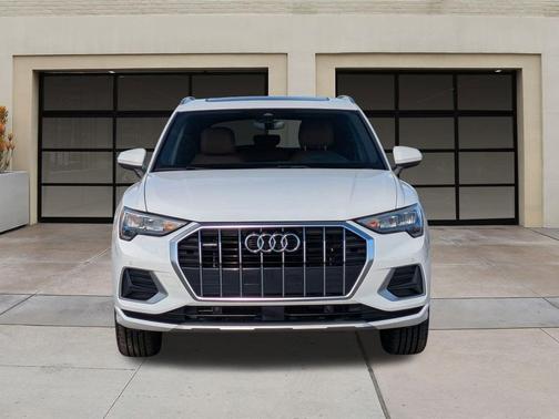 2022 Audi Q3 40 Premium