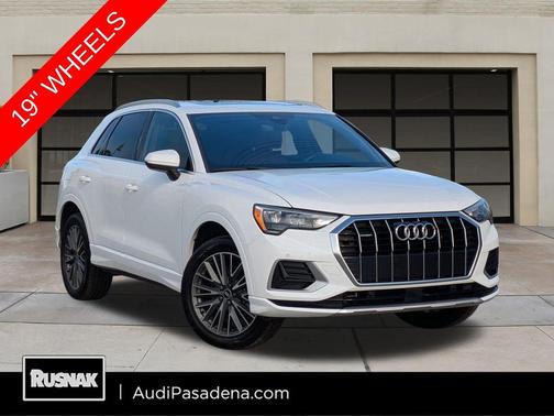 2022 Audi Q3 40 Premium