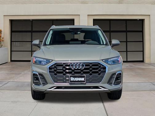2023 Audi Q5 45 S line Premium