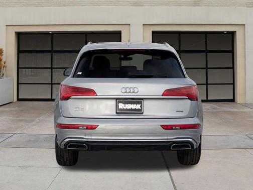 2022 Audi Q5 45 S line Premium