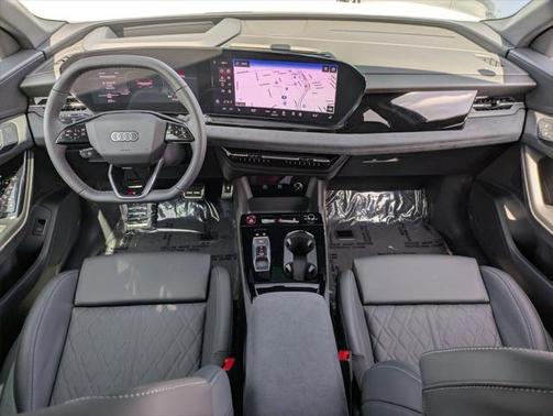 2025 Audi SQ6 e-tron Premium Plus quattro