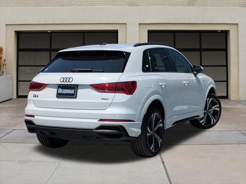 2024 Audi Q3 45 S line Premium Plus