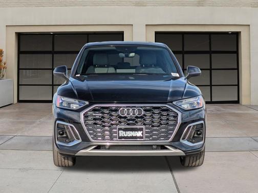 2023 Audi Q5 45 S line Premium