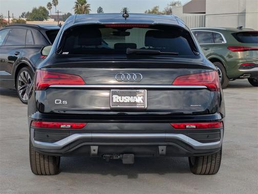 2023 Audi Q5 45 S line Premium