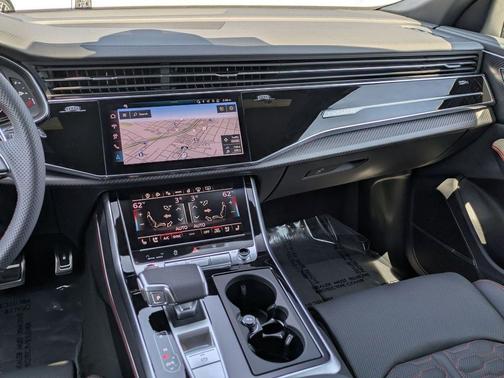 Daytona Gray Pearl Effect 2026 Audi RS Q8 4.0T