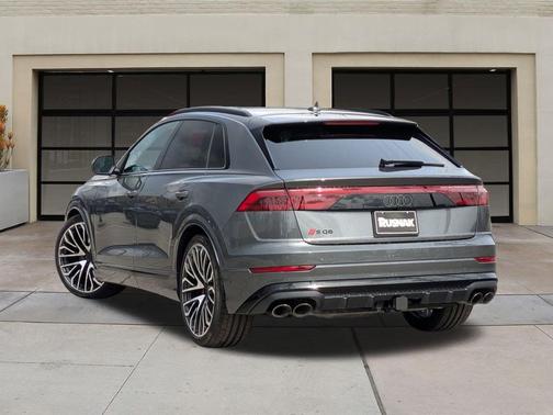 2026 Audi SQ8 4.0T Premium Plus