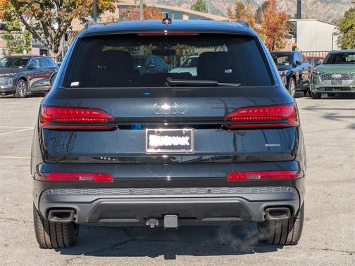 2026 Audi Q7 55 Premium Plus