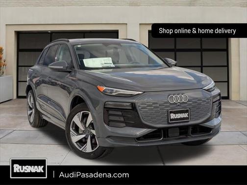 2025 Audi Q6 e-tron Premium quattro