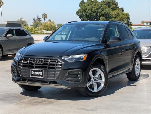 2023 Audi Q5 40 Premium