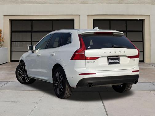 2019 Volvo XC60 T5 Momentum