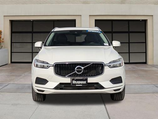 2019 Volvo XC60 T5 Momentum