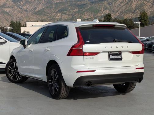 2019 Volvo XC60 T5 Momentum