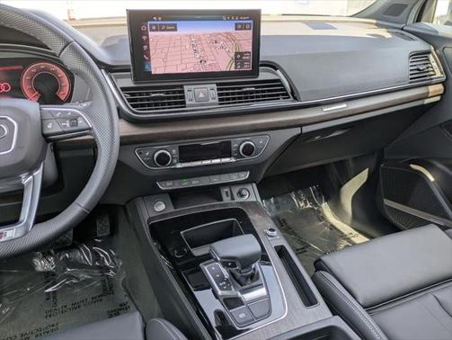 2025 Audi Q5 55 S line Premium Plus