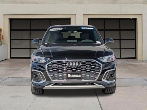 Mythos Black Metallic 2023 Audi Q5 45 S line Premium