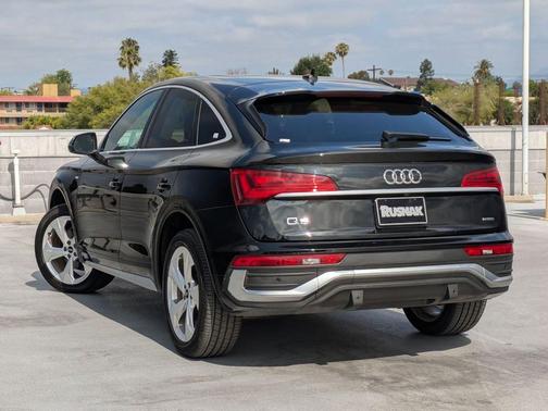 Mythos Black Metallic 2023 Audi Q5 45 S line Premium