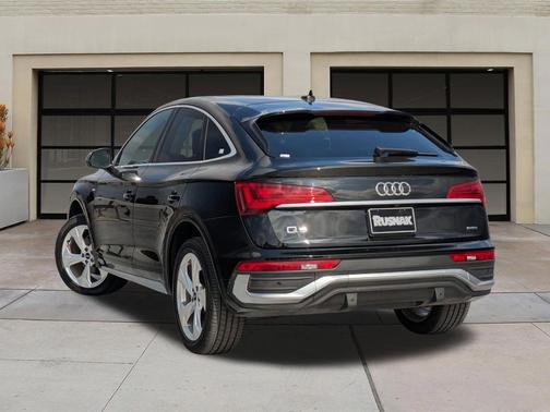 Mythos Black Metallic 2023 Audi Q5 45 S line Premium