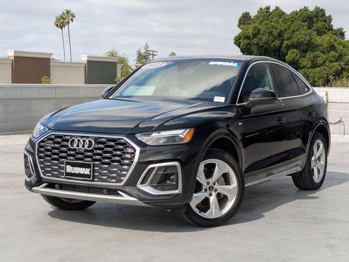 Mythos Black Metallic 2023 Audi Q5 45 S line Premium