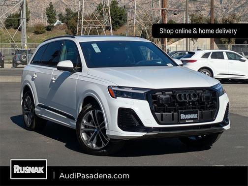 2025 Audi Q7 45 Premium Plus