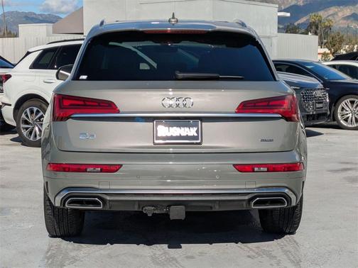 2023 Audi Q5 45 S line Premium Plus