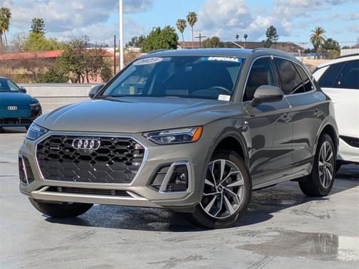 2023 Audi Q5 45 S line Premium Plus