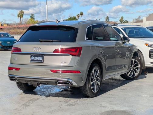 2023 Audi Q5 45 S line Premium Plus