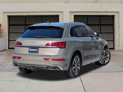 2023 Audi Q5 45 S line Premium Plus