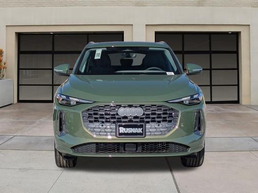 2025 Audi Q5 Premium TFSI quattro S tronic