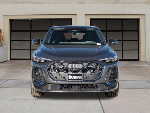 2025 Audi SQ5 3.0T Premium Plus