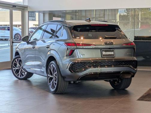 2026 Audi Q3 S line