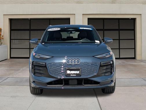 2025 Audi Q6 e-tron Premium