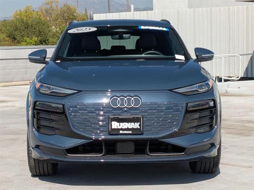 2025 Audi Q6 e-tron Premium