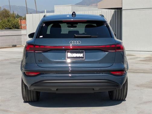 2025 Audi Q6 e-tron Premium