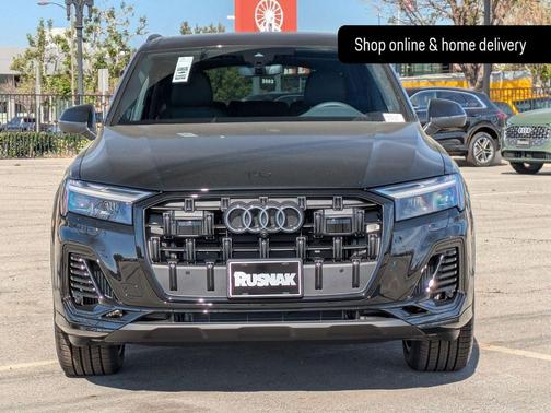 2026 Audi Q7 55 Premium Plus