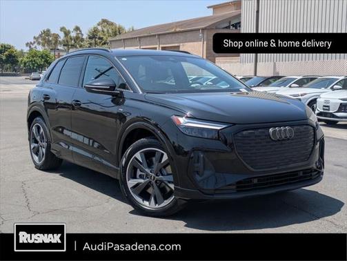 2025 Audi Q4 e-tron Premium 55 quattro