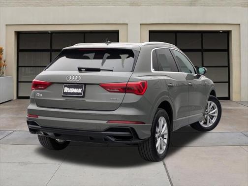 2022 Audi Q3 45 S line Premium