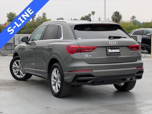 2022 Audi Q3 45 S line Premium