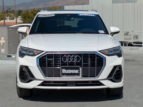 2022 Audi Q3 45 S line Premium