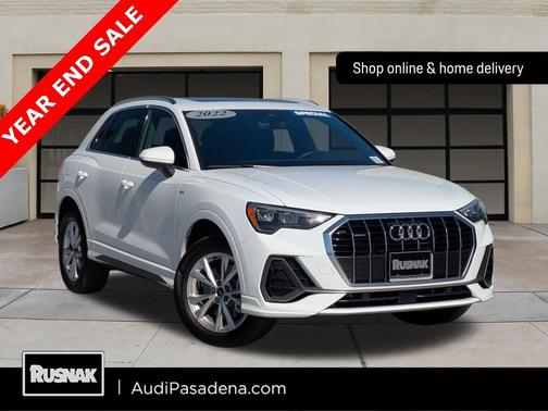 2022 Audi Q3 45 S line Premium