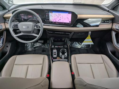 2025 Audi Q6 e-tron Premium quattro