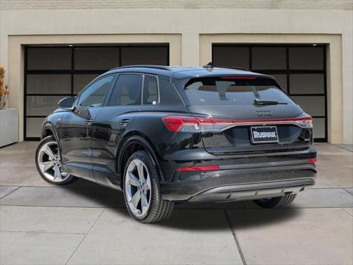 2025 Audi Q4 e-tron Premium Plus 55 quattro