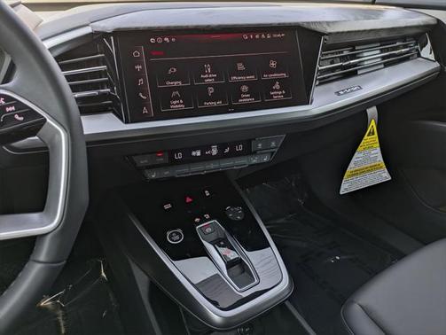 2025 Audi Q4 e-tron Premium Plus 55 quattro