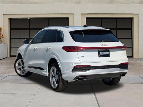 2025 Audi Q5 Premium Plus