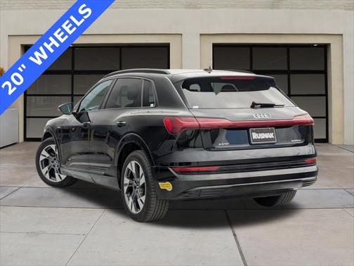 2022 Audi e-tron Premium