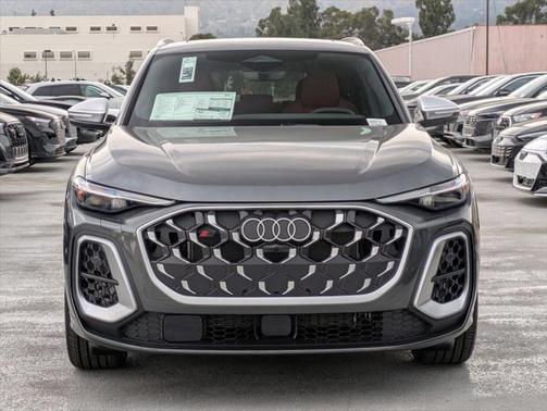 2025 Audi SQ5 3.0T Premium Plus