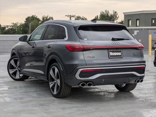 2025 Audi SQ5 3.0T Premium Plus