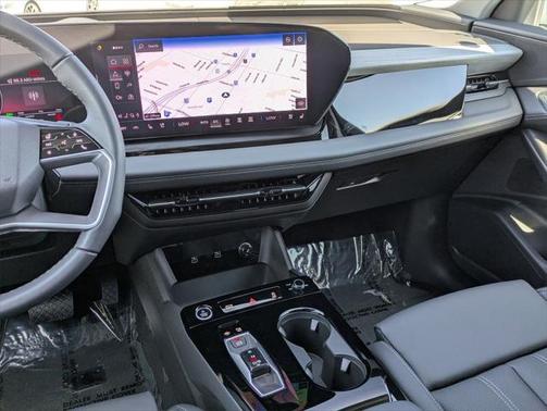 2025 Audi Q6 e-tron Premium Plus quattro