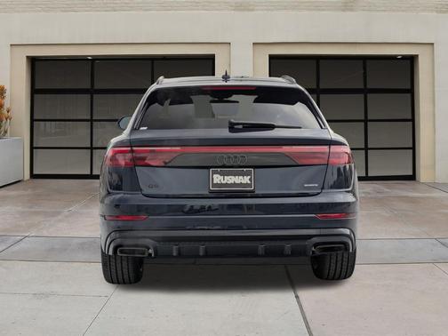2025 Audi Q8 55 Prestige