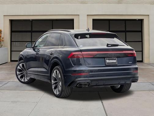 2025 Audi Q8 55 Prestige