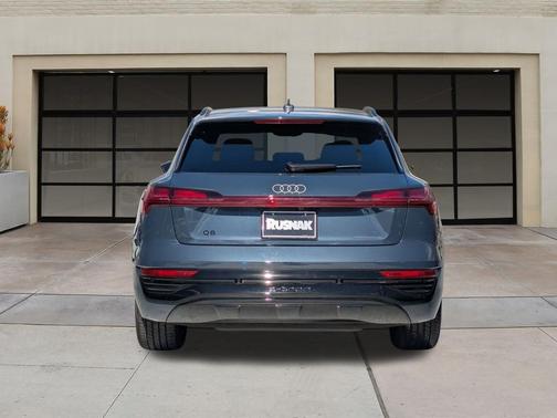 2024 Audi Q8 e-tron Premium