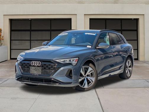 2024 Audi Q8 e-tron Premium